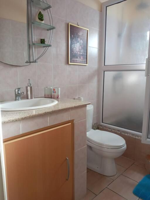 Sunshine Luxurious Villa:4 Mins Walk From Beach Flic-en-Flacq Екстериор снимка